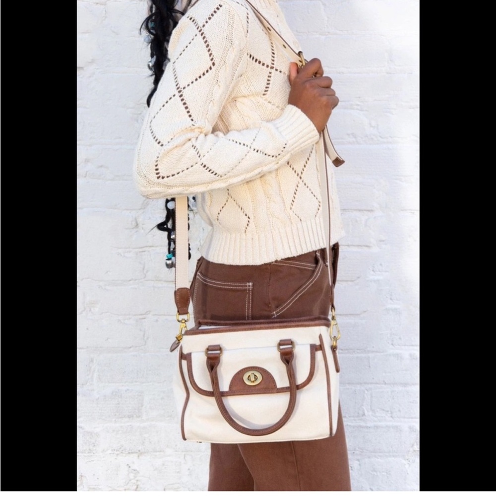 Brandy Melville ivory canvas shoulder bag - Picture 2 of 6